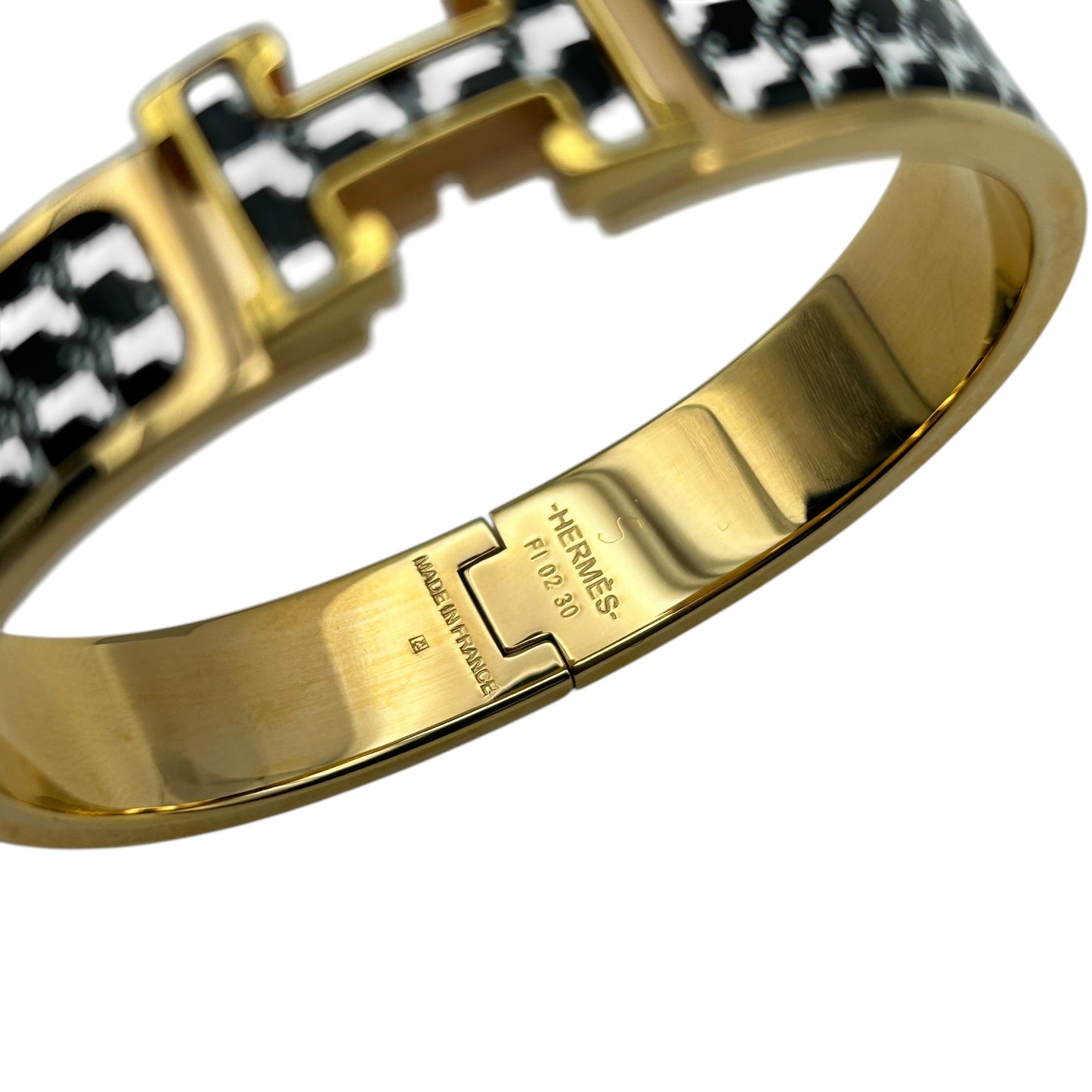 HERMES Clic H Enamel Bracelet Cheval Pixel PM