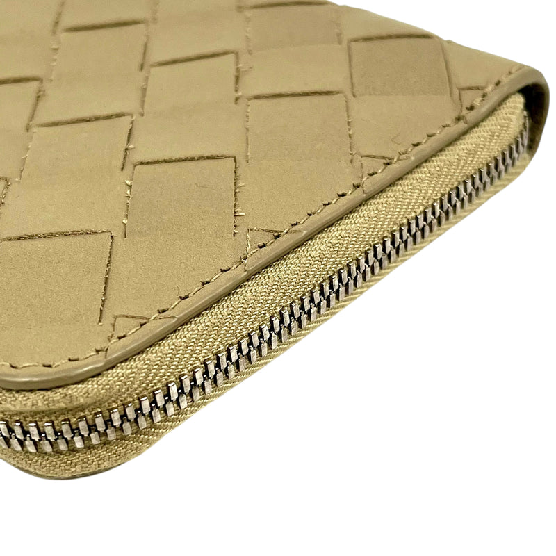 Bottega Veneta Maxi Intrecciato Zip Around Long Wallet - Beige