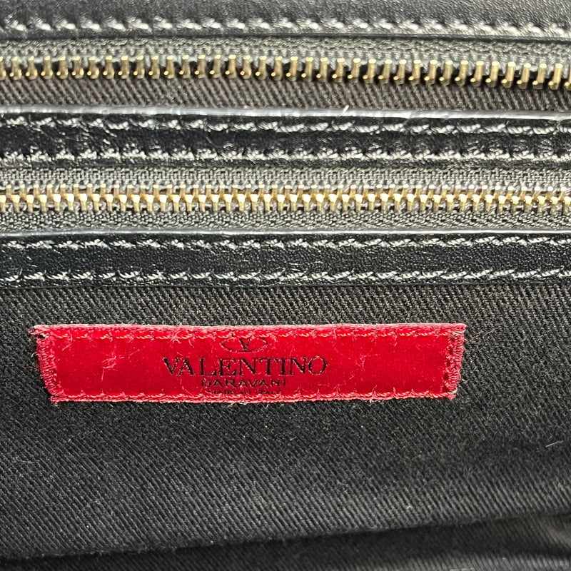 Valentino Garavani Rockstud Hand Bag Shoulder Bag - Black