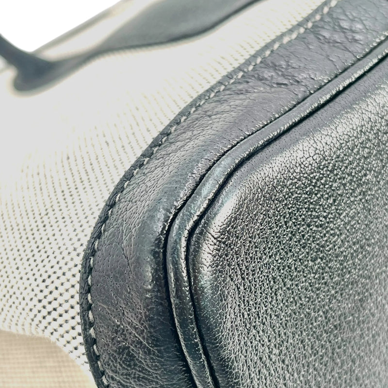 Hermès Garden Party PM ▢J Stamp (2006) Handbag/Tote Bag - Black/Noir 