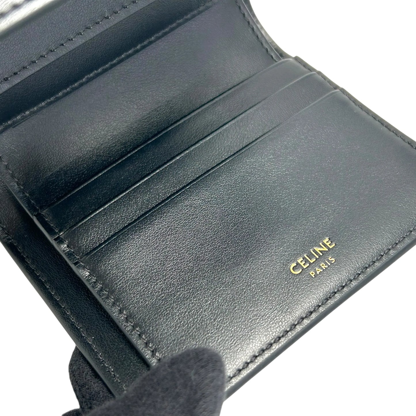 CELINE Trifold Calfskin Compact Wallet 16 - Black