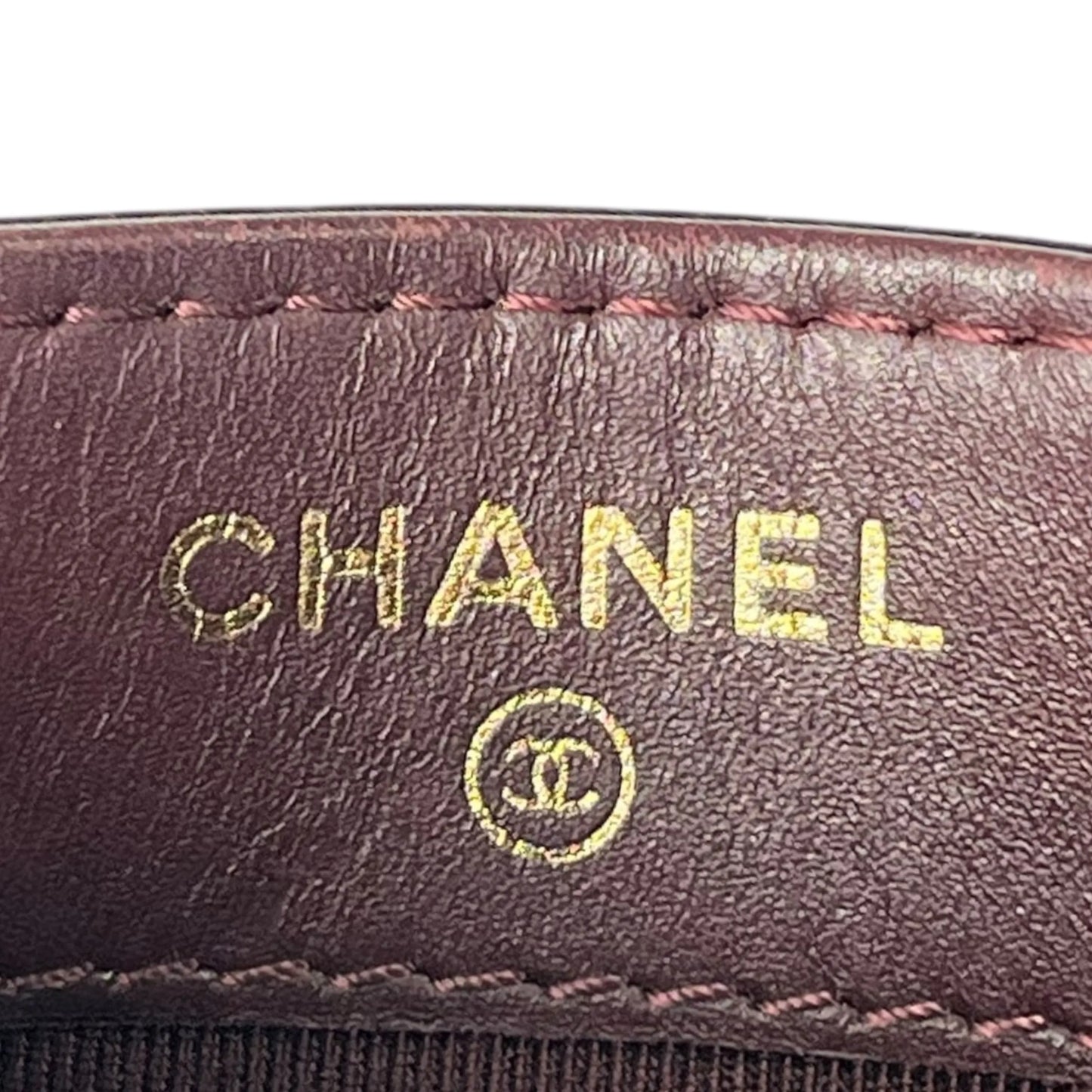 CHANEL Matelasse Caviar Leather Card Case - Black 