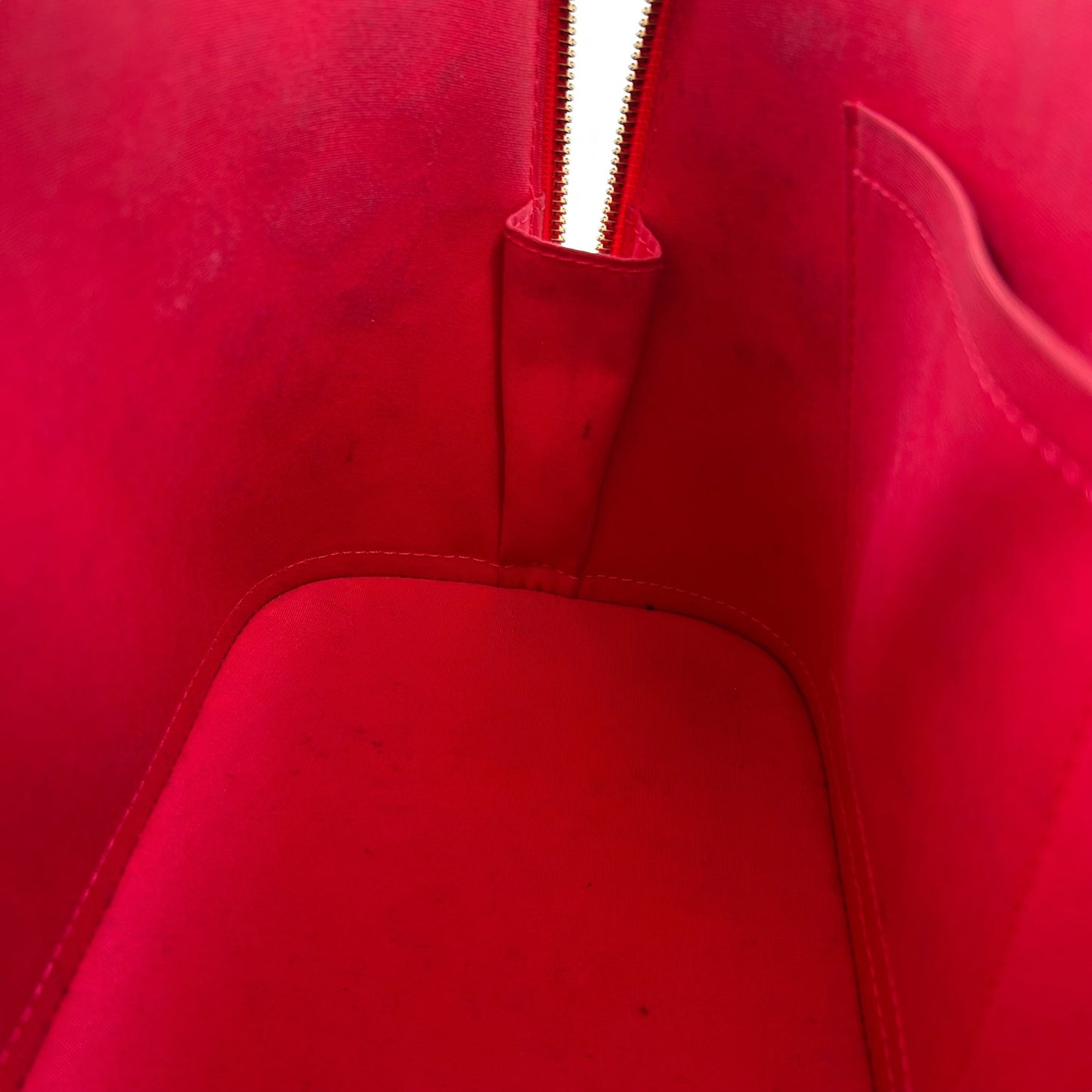 Louis Vuitton Vernis Alma PM Hand Bag - Pink