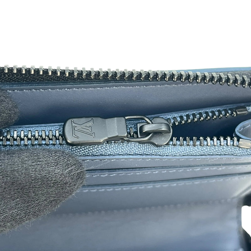 Louis Vuitton Vertical Zippy Long Wallet - Navy