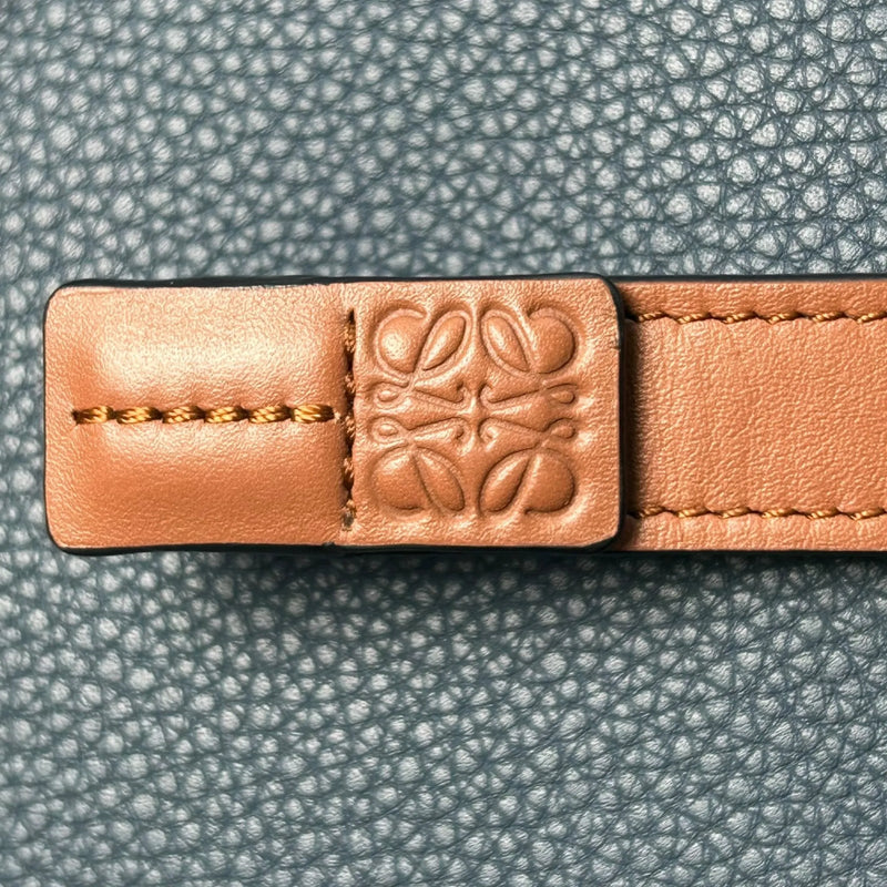 Loewe Vertical Small Wallet Calfskin Compact Wallet - Navy 