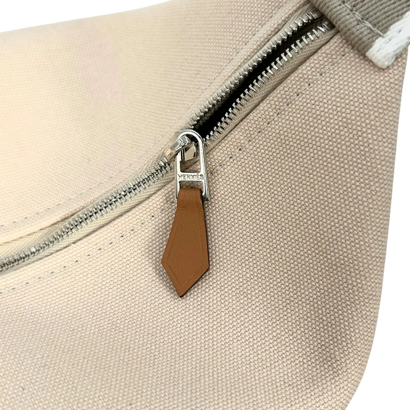 HERMES Bridesmaid Black GM Cotton Canvas Pouch - Beige