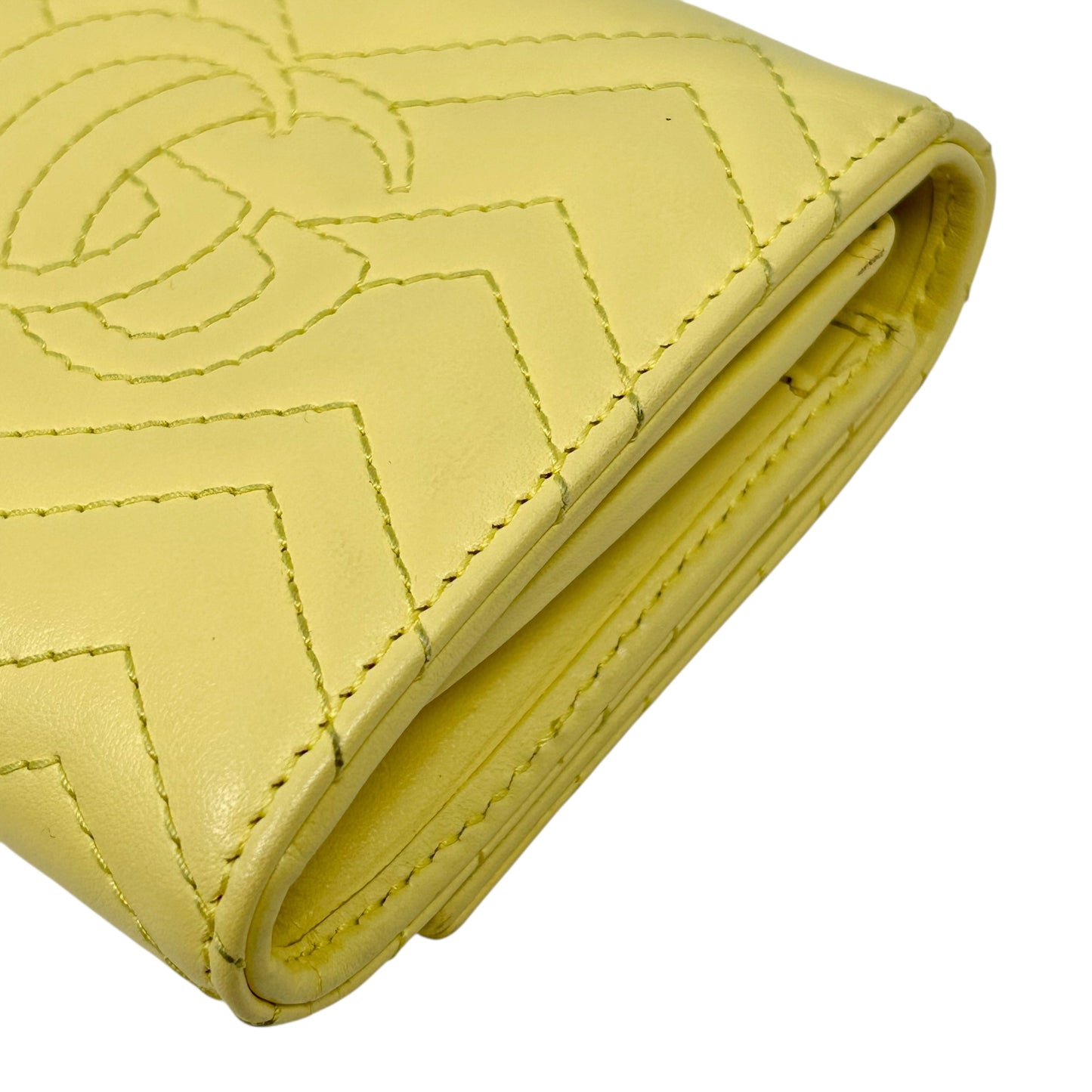 GUCCI GG Marmont Leather Compact Wallet - Yellow
