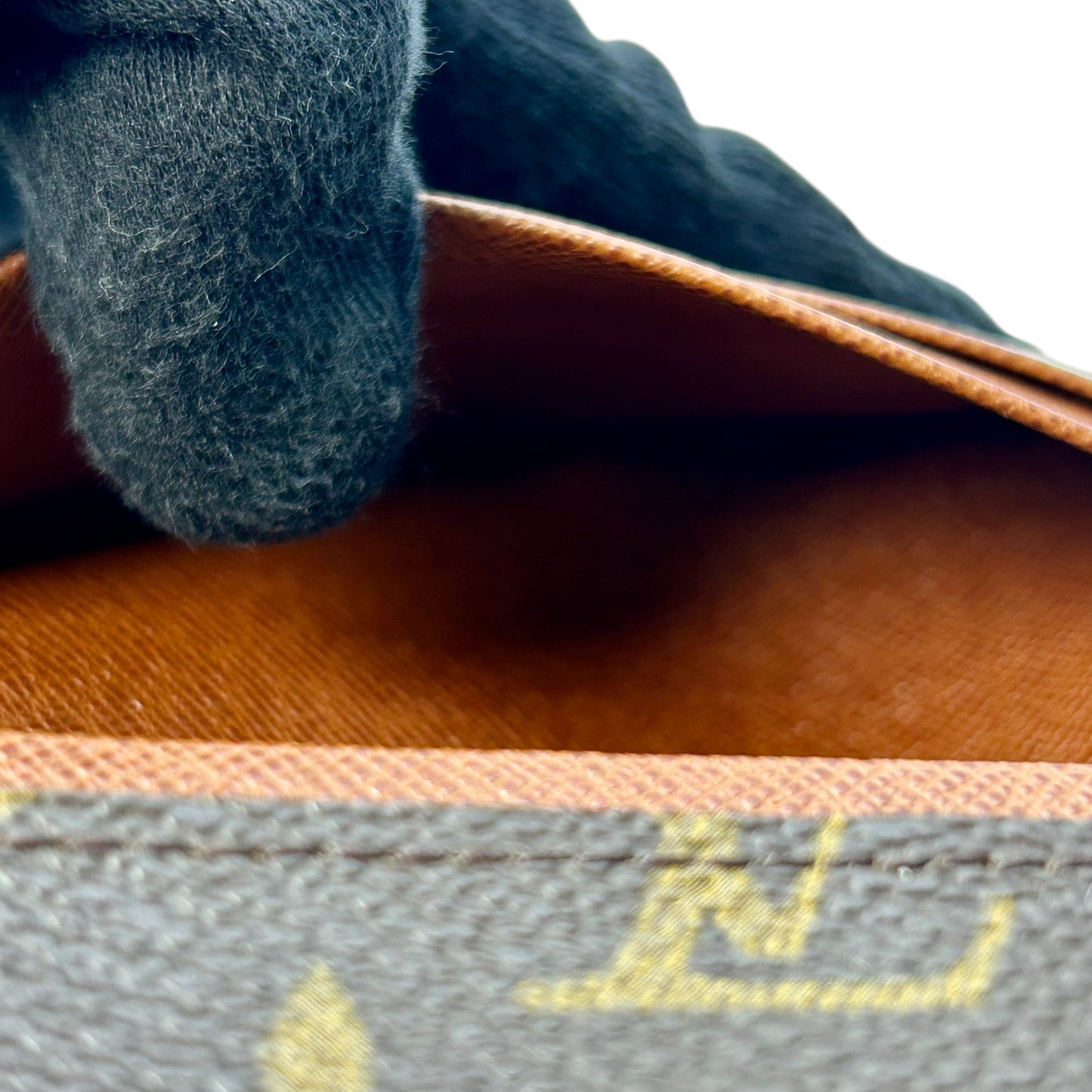 Louis Vuitton Monogram Portemonnaie Billets Compact Wallet - 32422