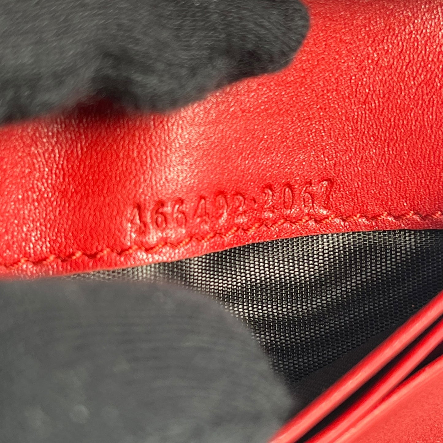 GUCCI GG Marmont Compact Wallet - Red