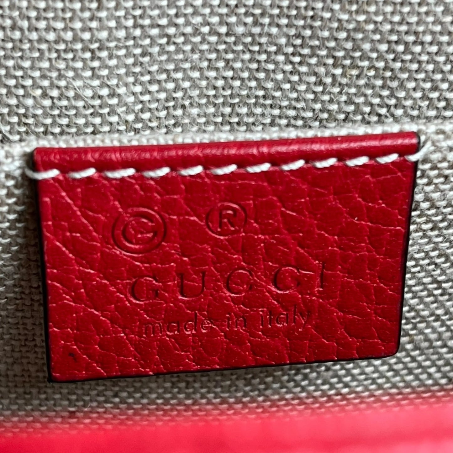 GUCCI Interloking G Shoulder Bag - Red