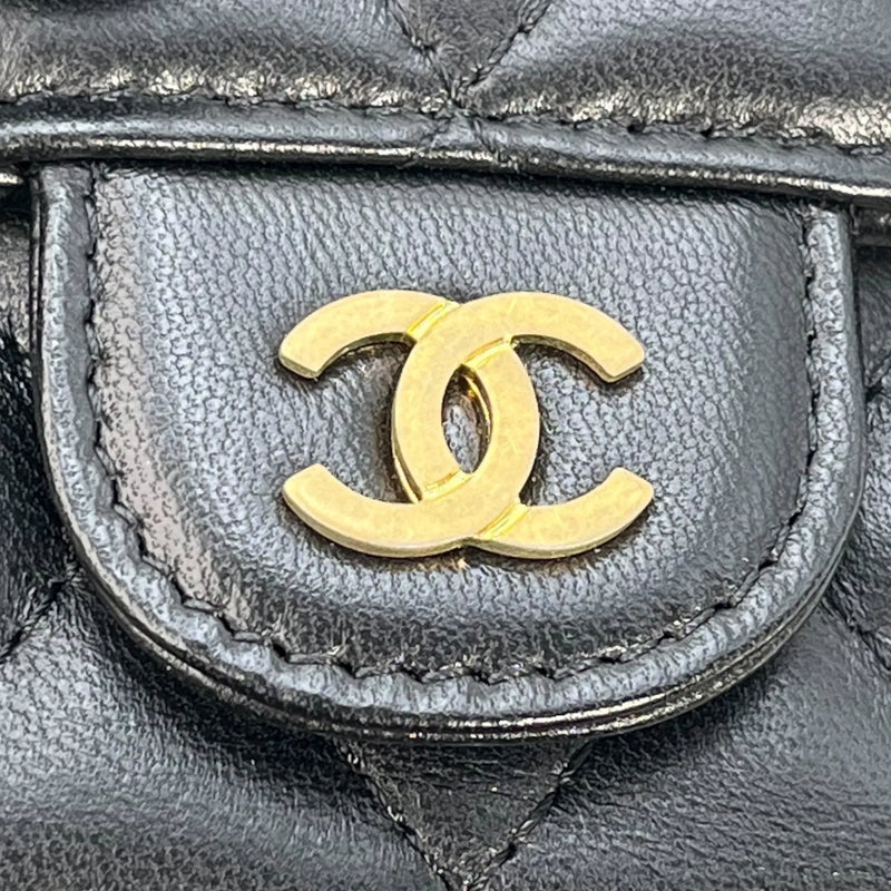 CHANEL Matelasse Classic Flap Compact Wallet Lambskin - Black