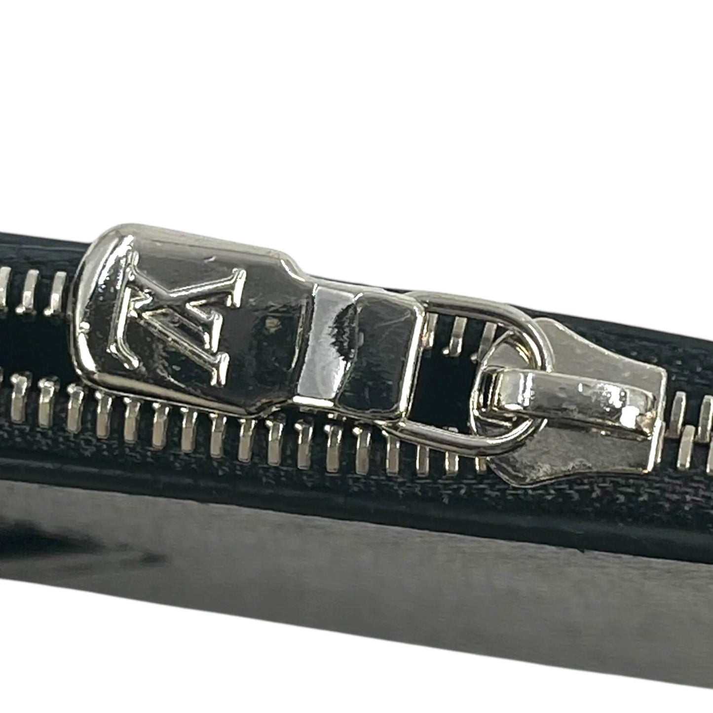 LOUIS VUITTON Taiga Leather Card Case and Coin Purse - Black 