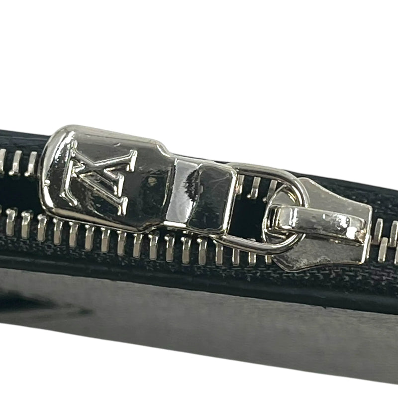 LOUIS VUITTON Taiga Leather Card Case and Coin Purse - Black 