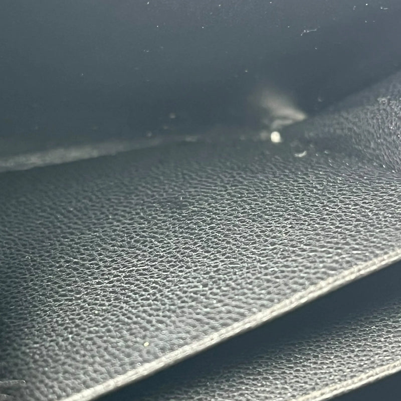 GUCCI GG Leather Round Zip Coin Case - Black 