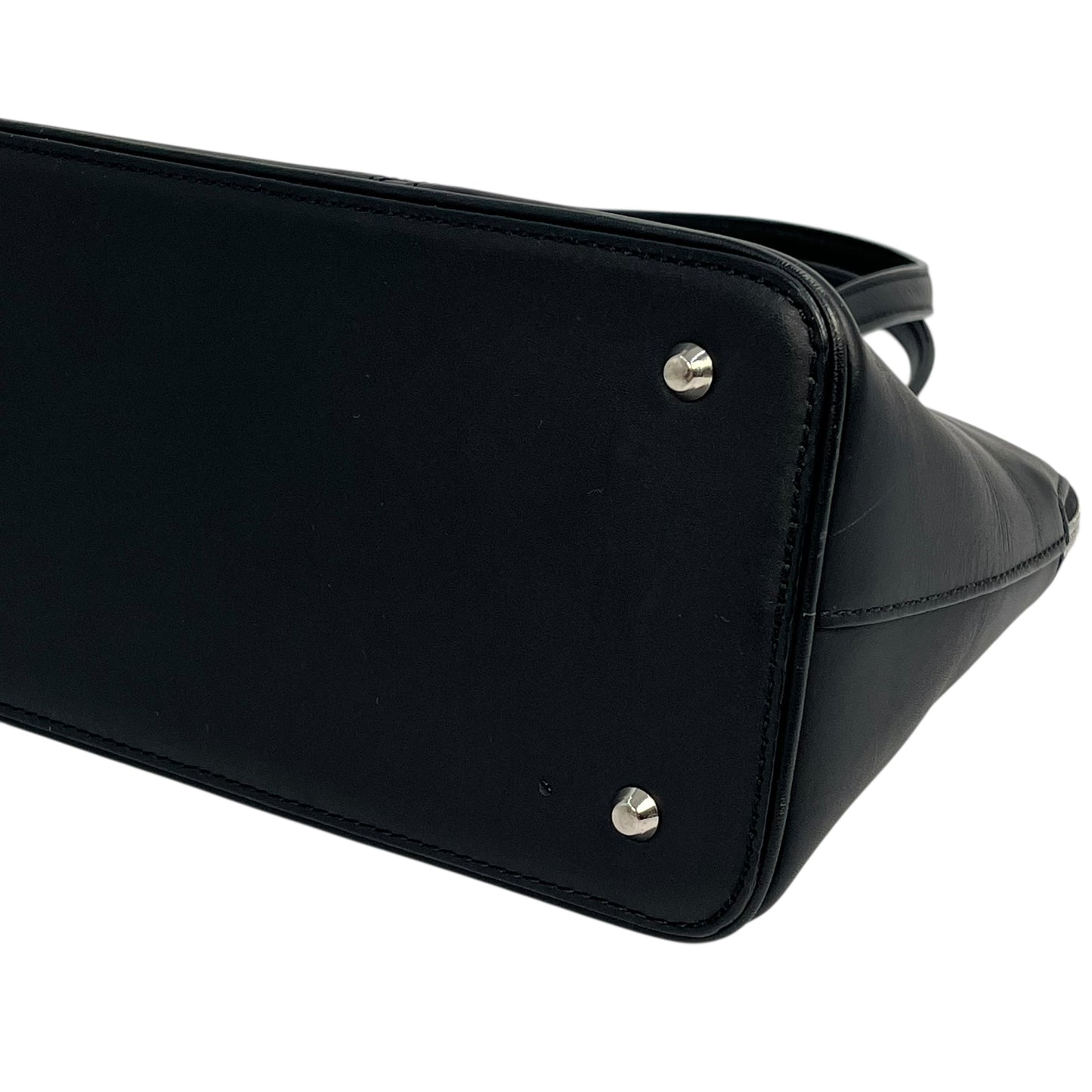 BURBERRY Leather Hand Bag - Black