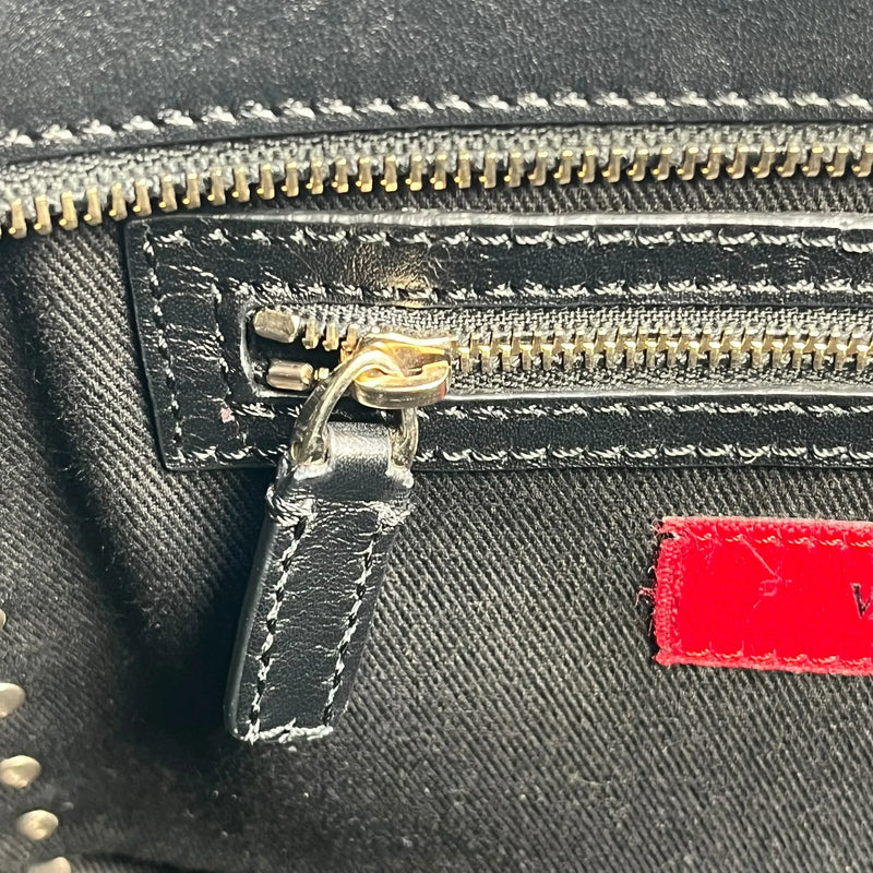 Valentino Garavani Rockstud Hand Bag Shoulder Bag - Black