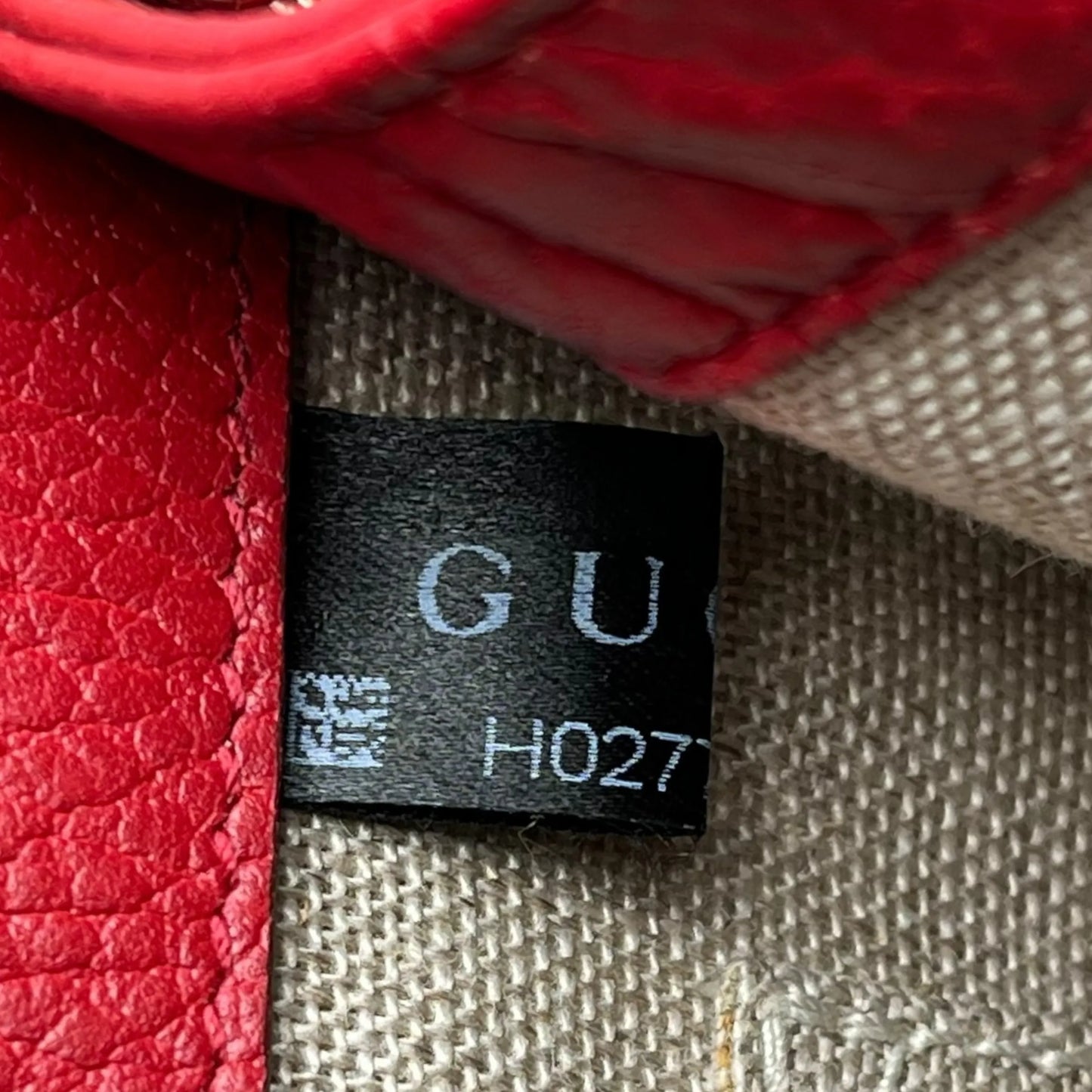 GUCCI Interloking G Shoulder Bag - Red
