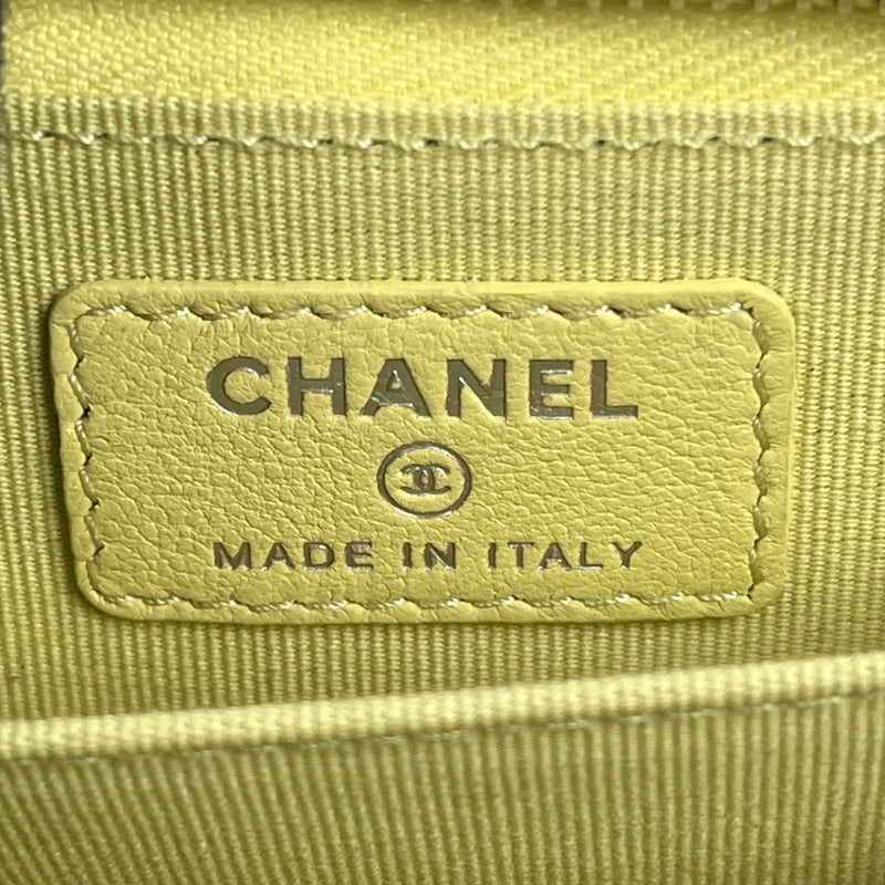 CHANEL Materasse Lambskin Coin Case - Yellow