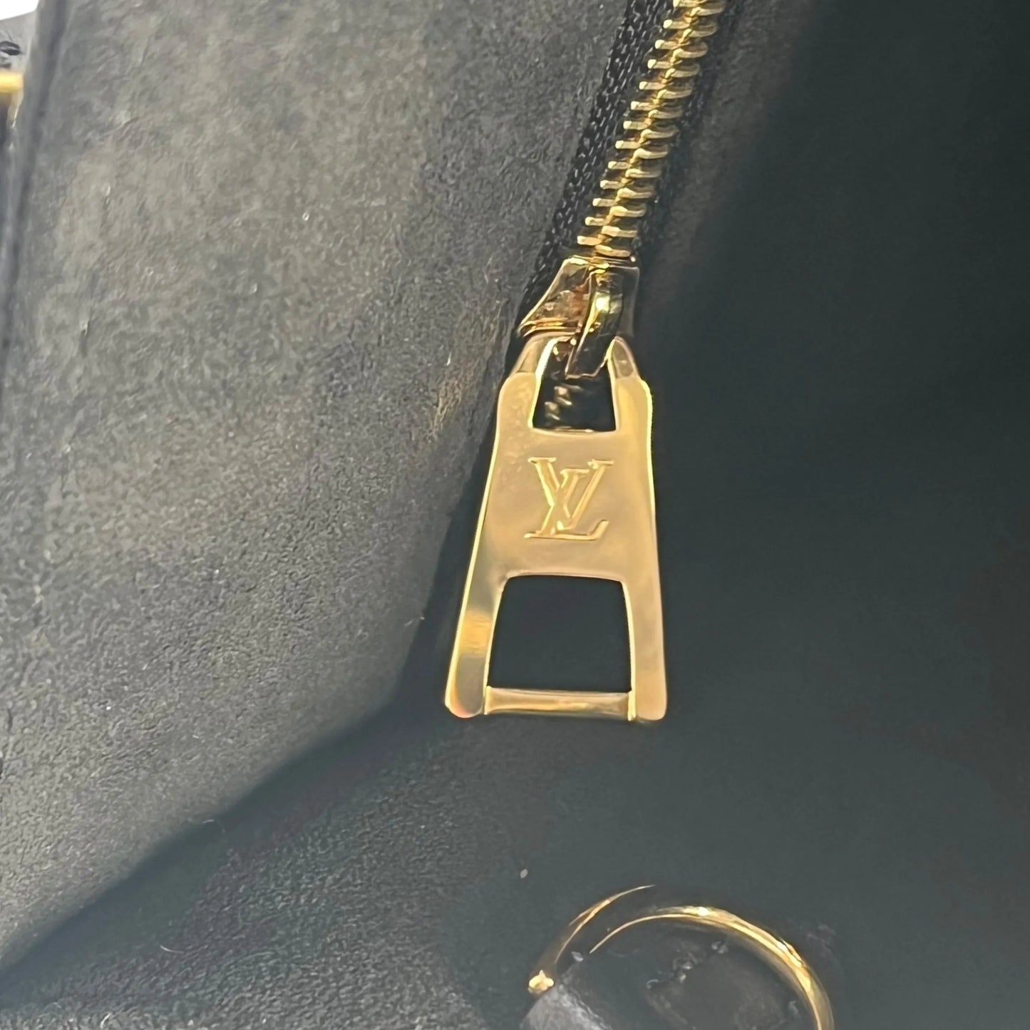 Louis Vuitton Monogram Empreinte On The Go PM - Black