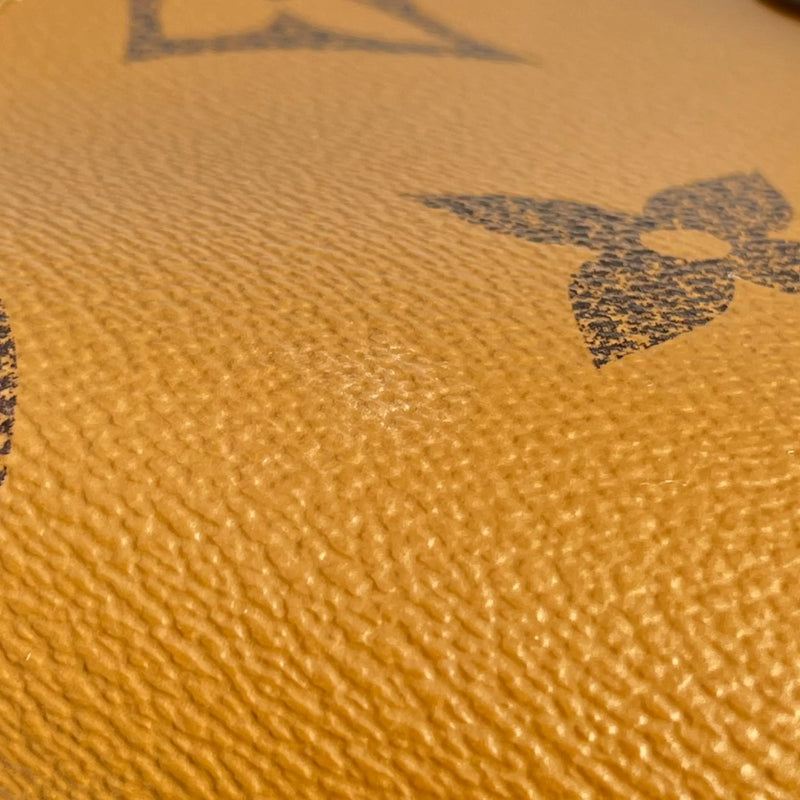 Louis Vuitton Gaint Monogram On The Go PM Hand Bag - Brown - M46373