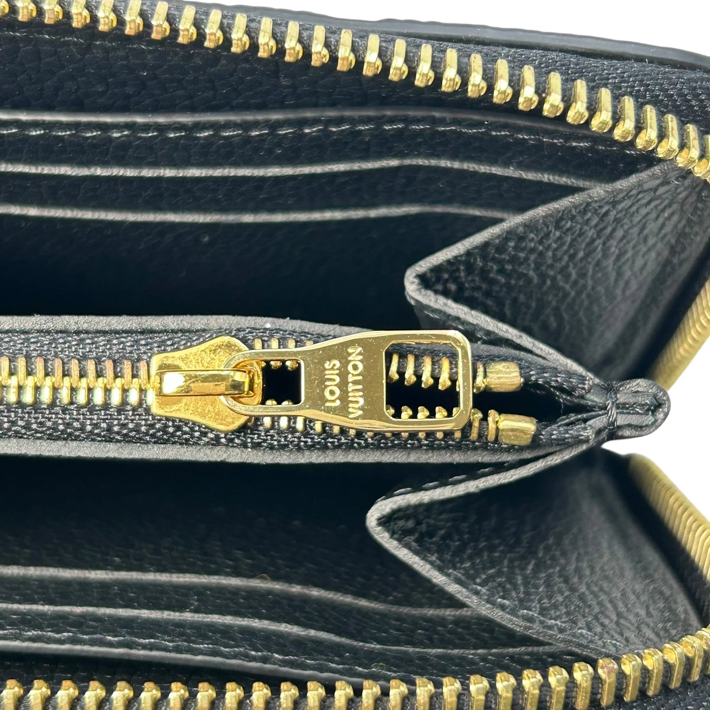 LOUIS VUITTON Portefeuille Monogram Empreinte Long Wallet - Black 