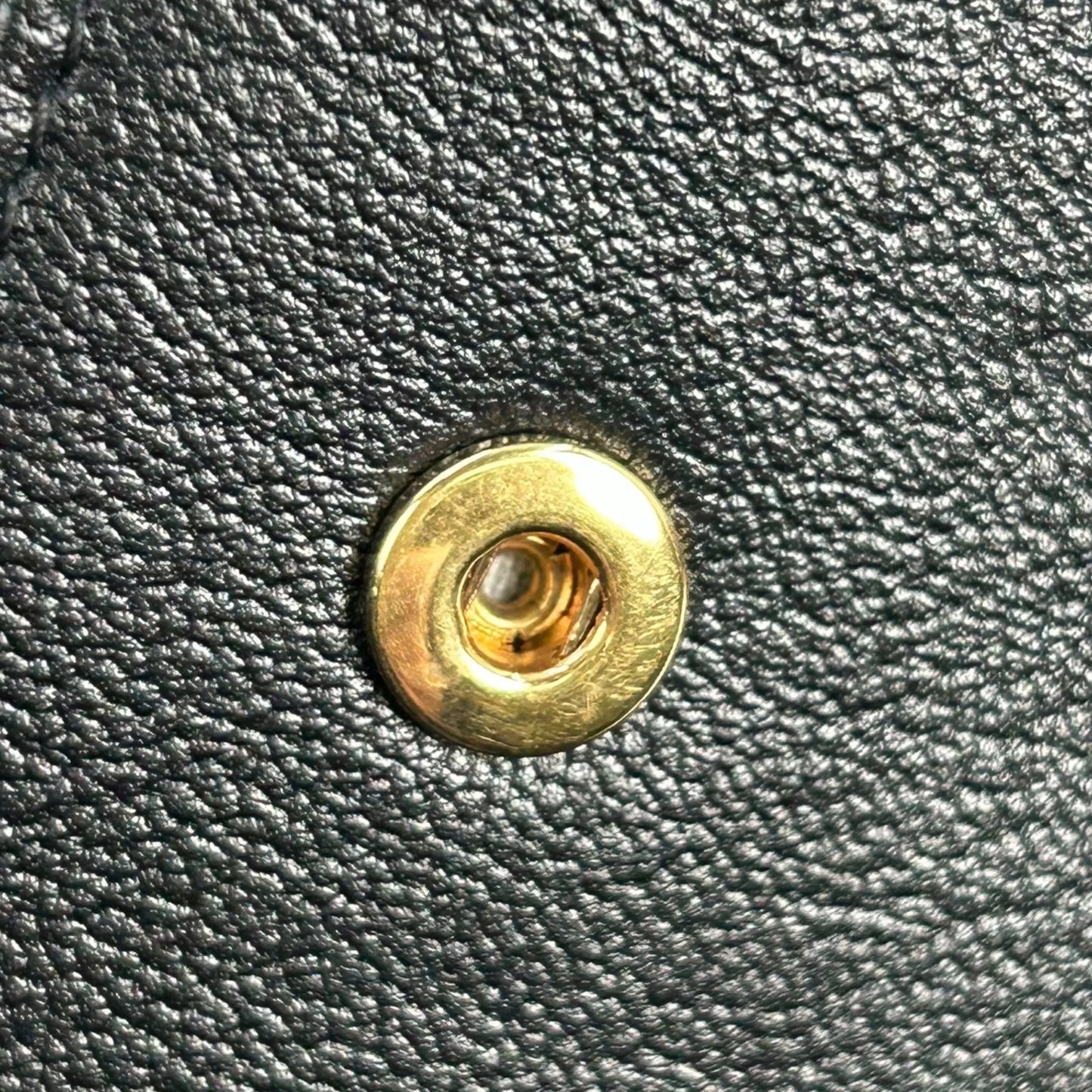 SAINT LAURENT カサンドラ ラウンドジップ レザー コンパクトウォレット - ブラック