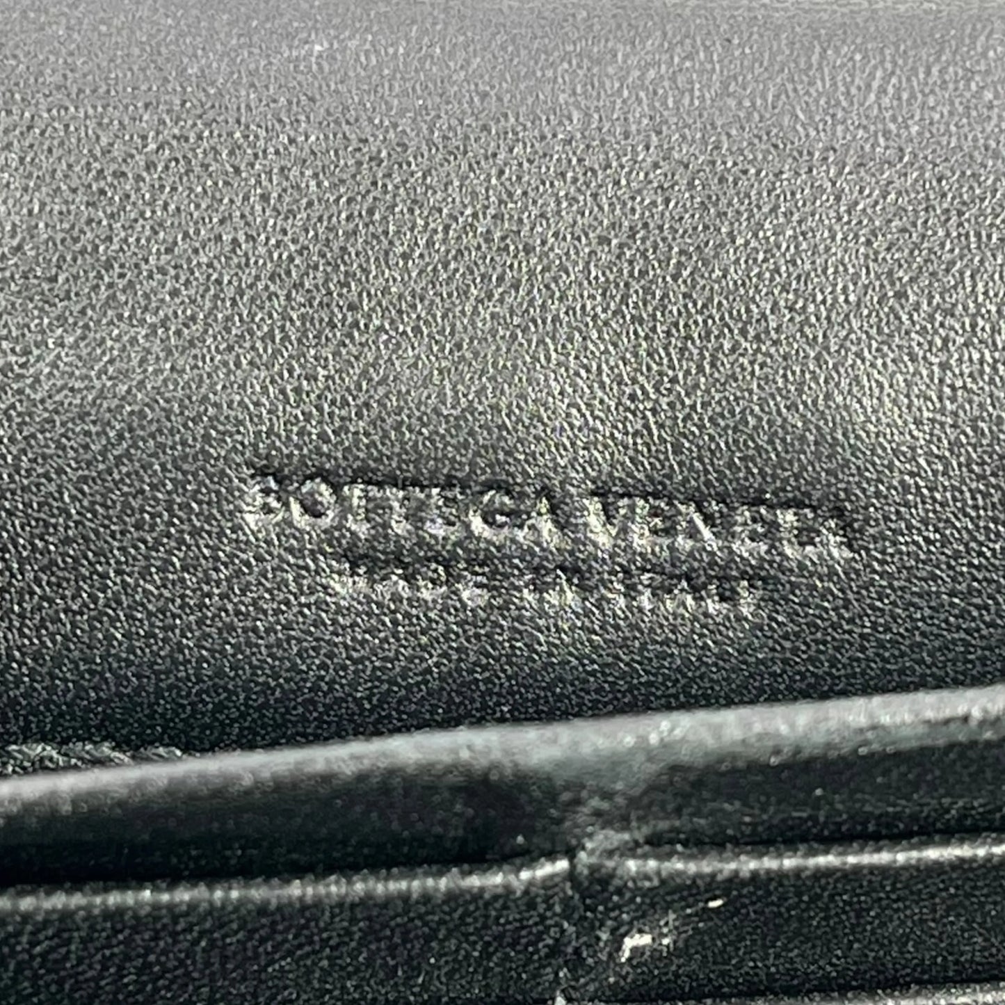 BOTTEGA VENETA Intrecciato Leather Long Wallet - Black 
