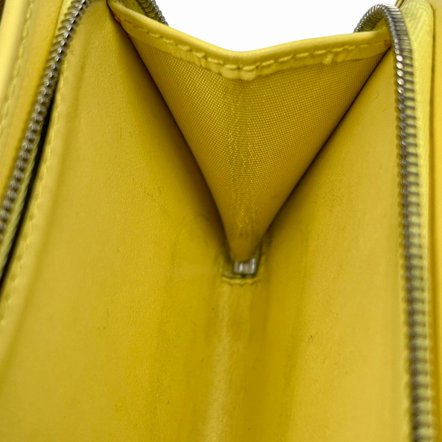 GUCCI GG Marmont Leather Compact Wallet - Yellow