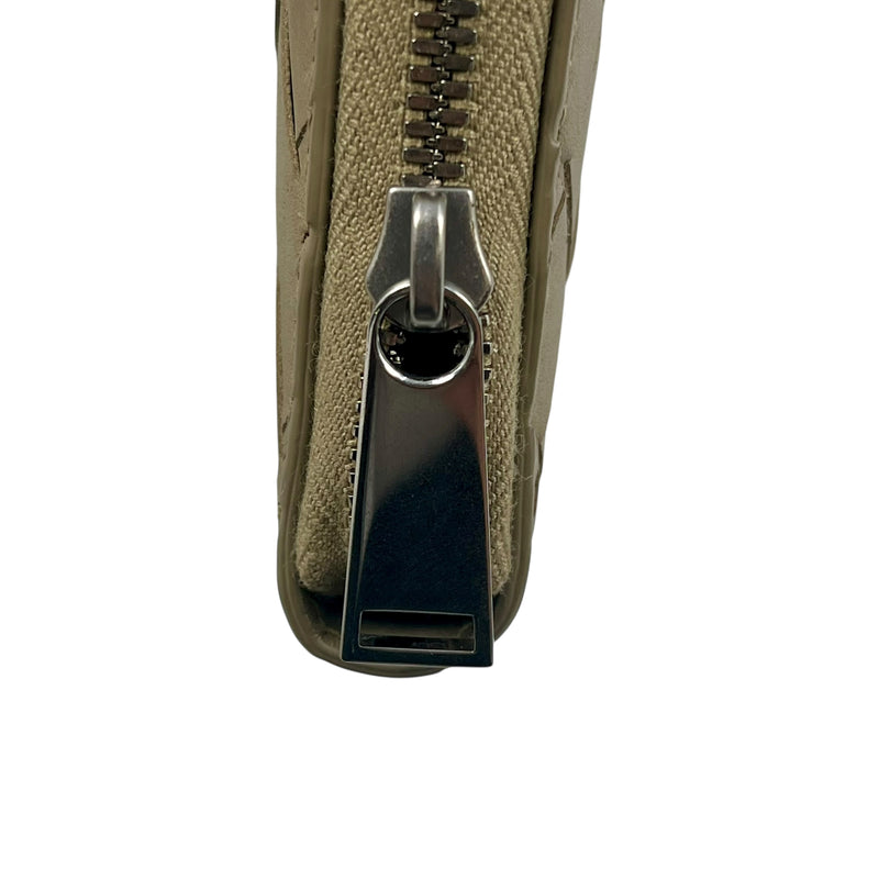 Bottega Veneta Maxi Intrecciato Zip Around Long Wallet - Beige