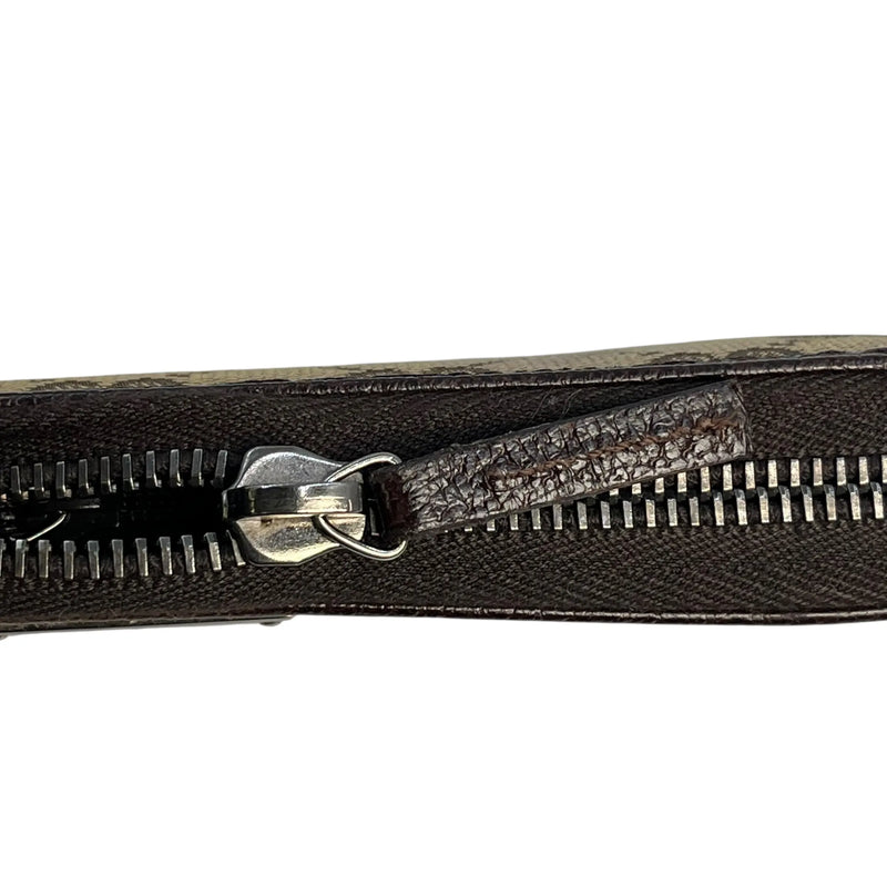 GUCCI Guccissima Round Zipper Long Wallet - Brown
