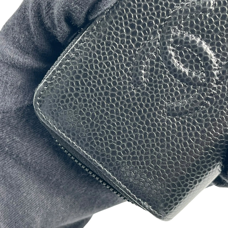 CHANEL CC Logo Caviarskin Zippy Card Case - Black