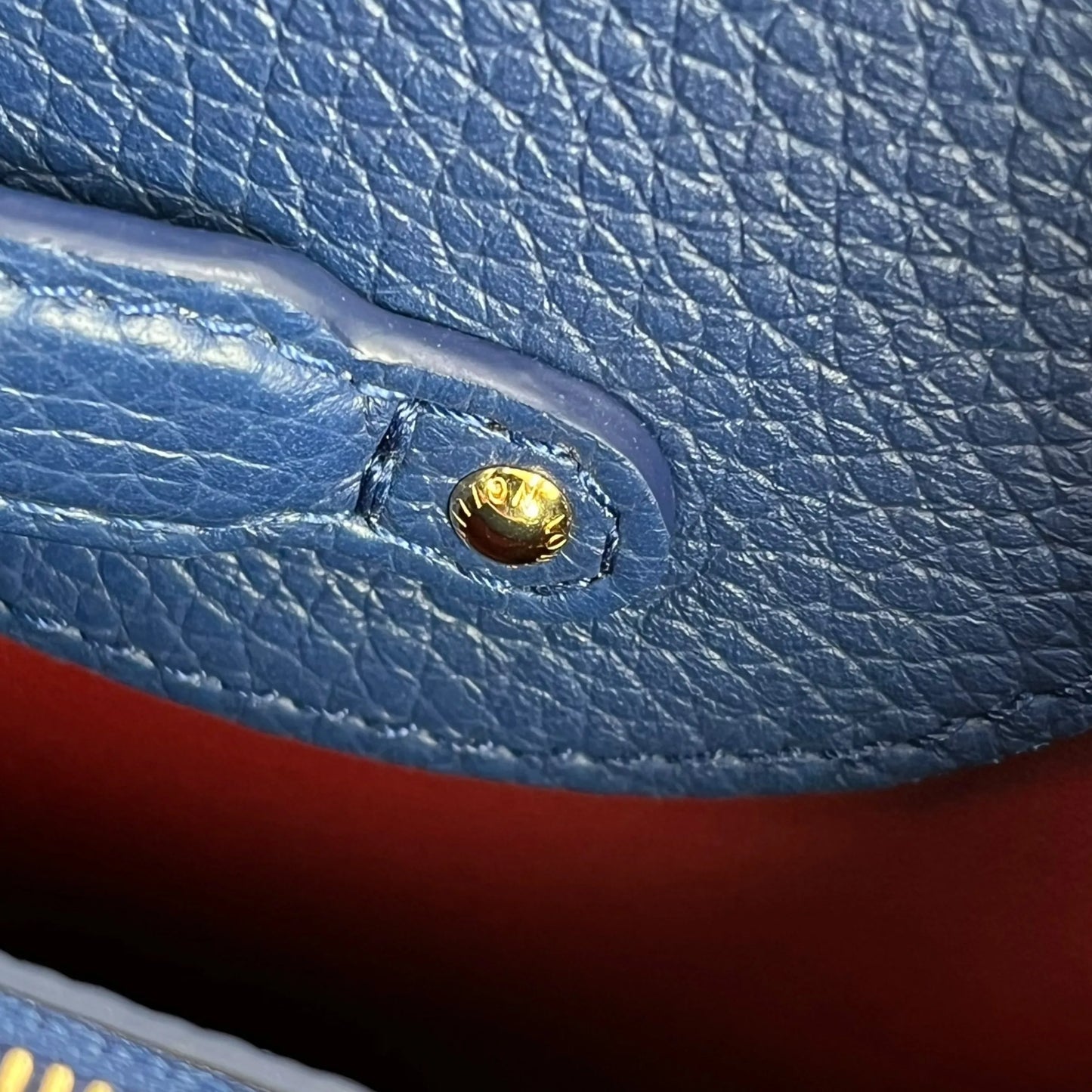 Louis Vuitton Capucines MM Taurillon Leather Hand Bag - Navy Blue
