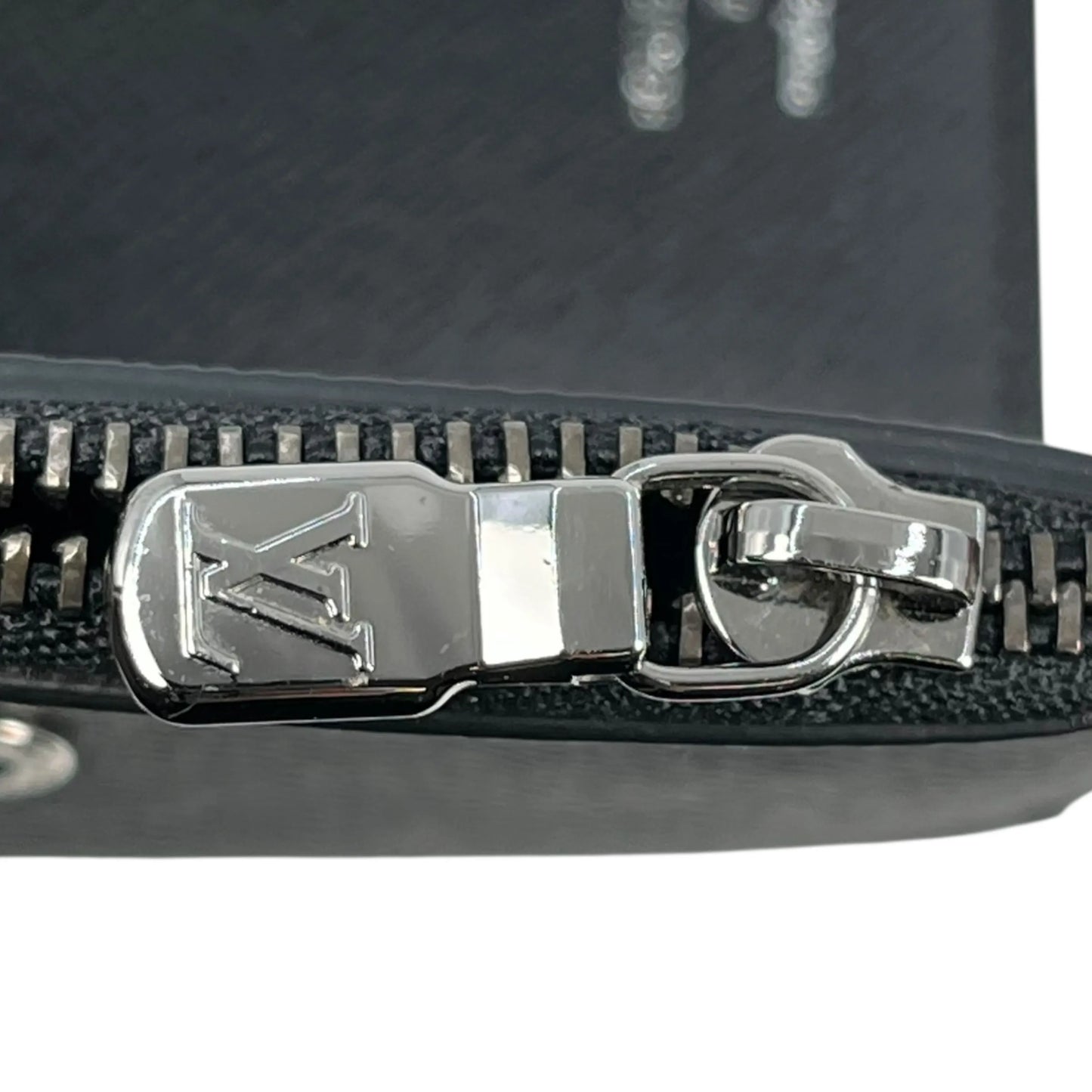 LOUIS VUITTON Monogram Eclipse Compact Wallet - Black 