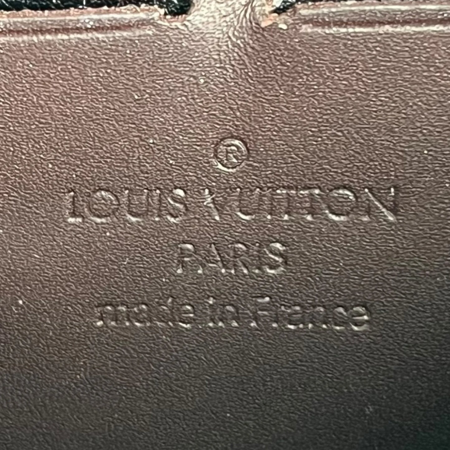 LOUIS VUITTON Monogram Vernis Zippy Wallet Long Wallet - Dark Brown 