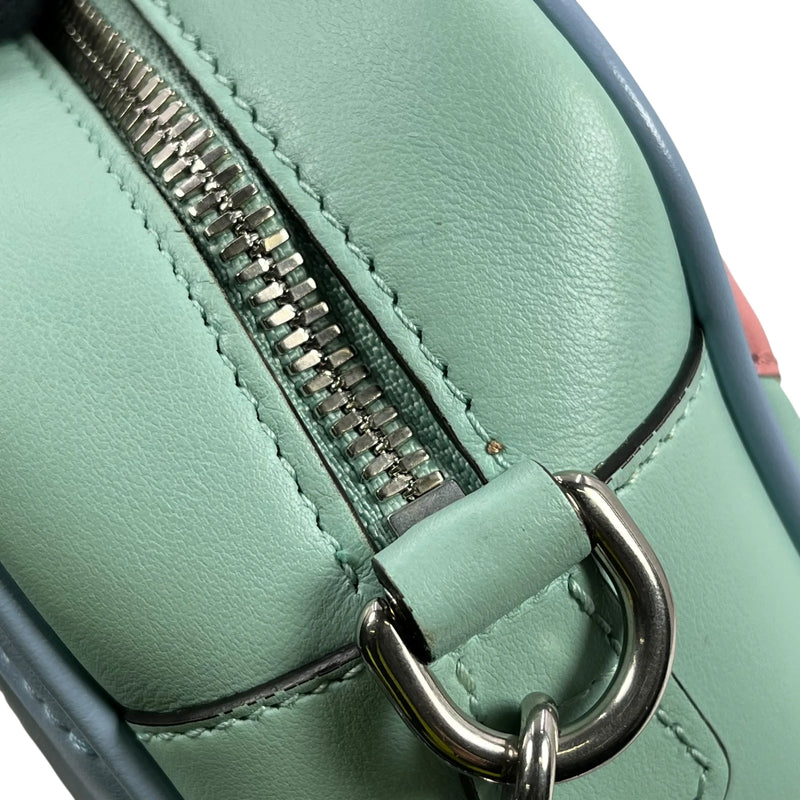 GUCCI GGマーモント キルティング レザー チェーンショルダーバッグ - マルチカラー