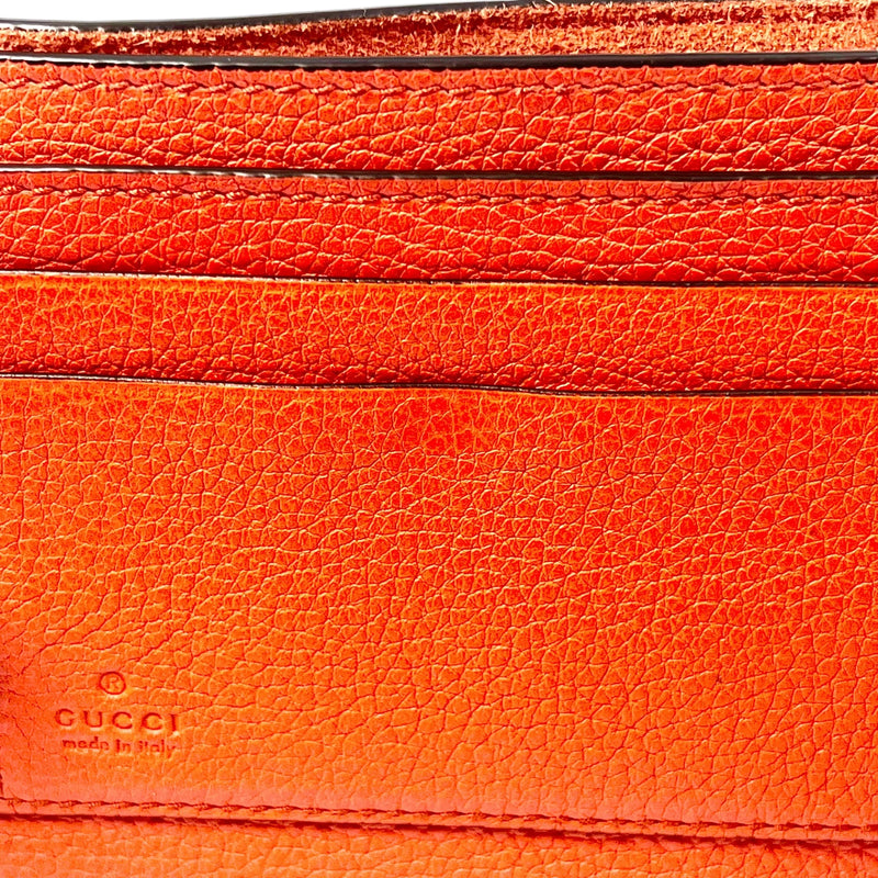 GUCCI GG Logo Embossed Compact Wallet - Orange
