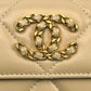 CHANEL Materasse Chanel 19 Compact Wallet - Beige