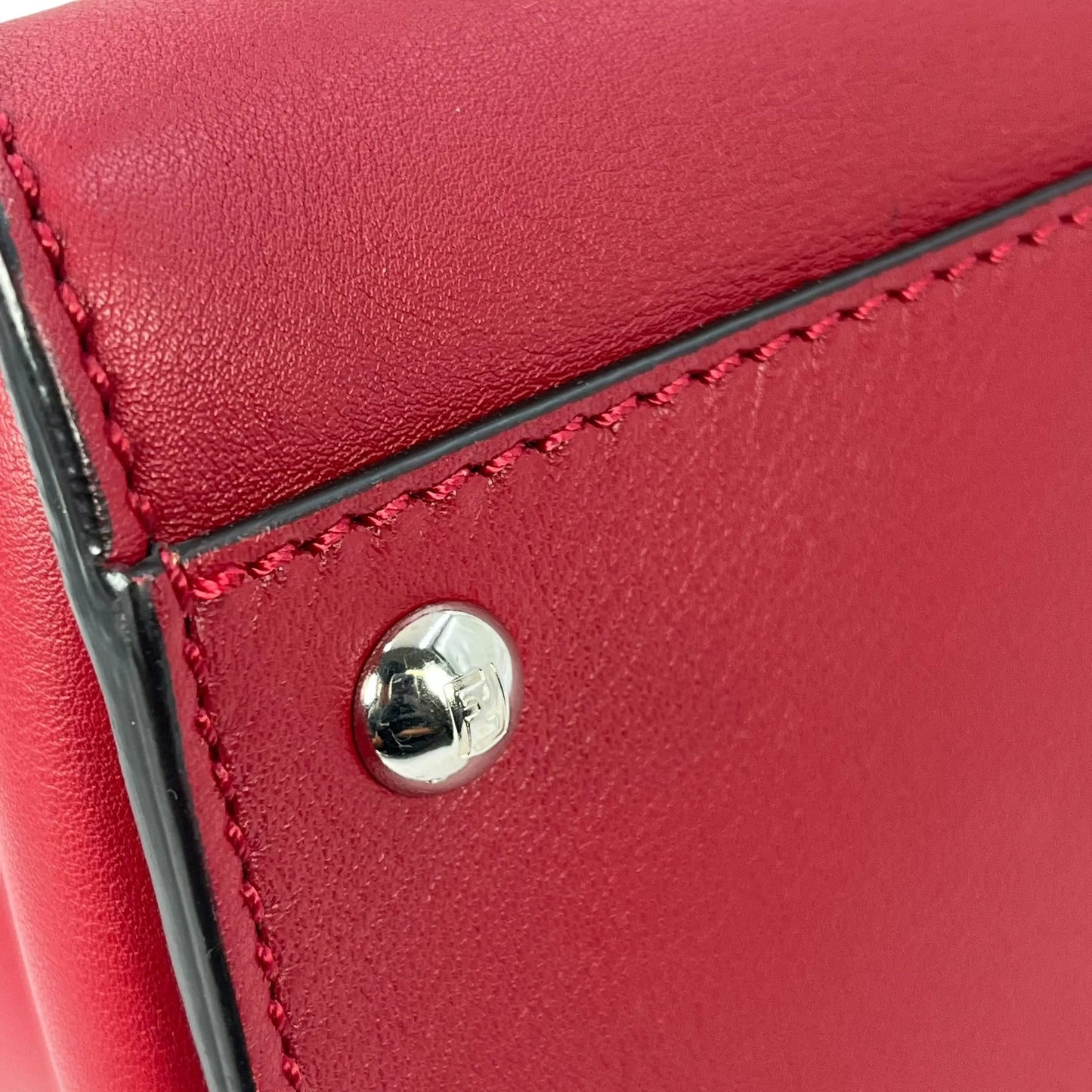 Fendi Peekaboo Iconic Medium Hand Bag Shoulder Bag - Red