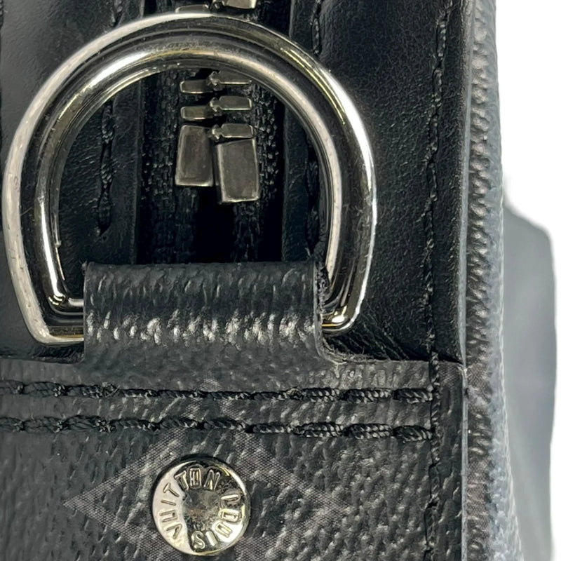 Louis Vuitton Trio Messenger Monogram Eclipse Shoulder Bag - Black