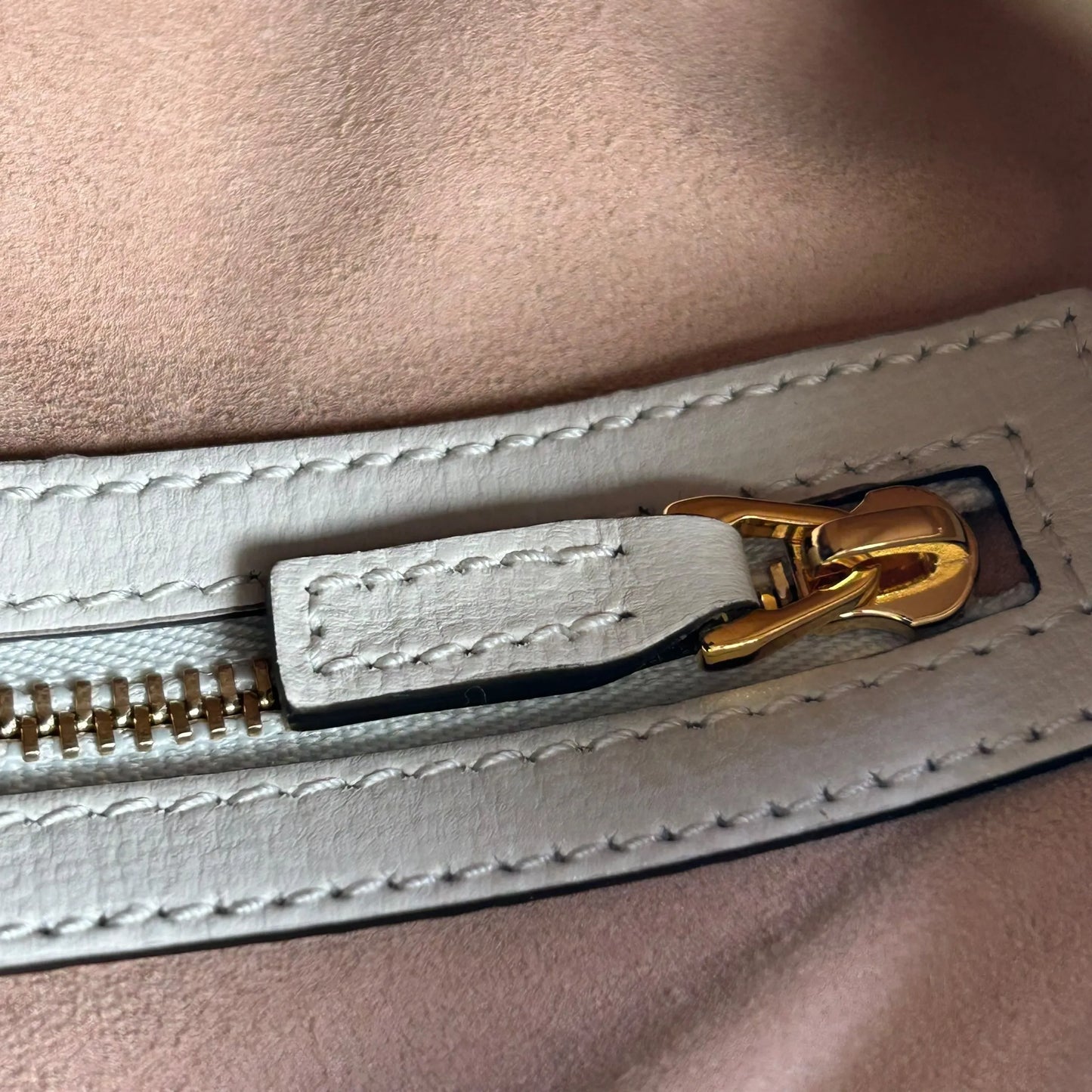 GUCCI ホースビット GGスプリーム キャンバス ショルダーバッグ - ブラウン × ホワイト