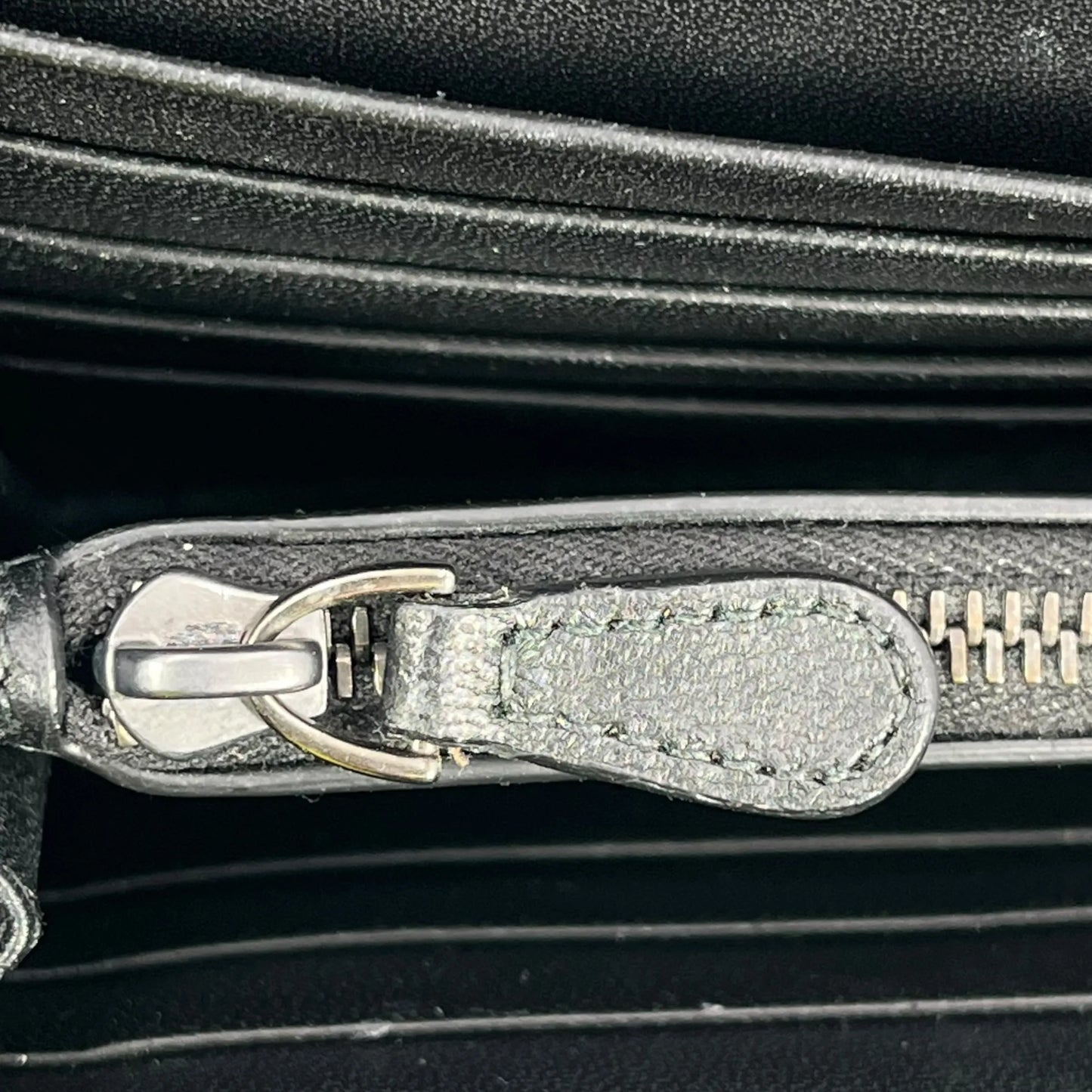 BOTTEGA VENETA Intrecciato Leather Long Wallet - Black 