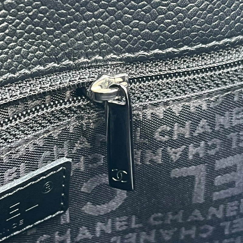 CHANEL Chocolate Bar Tote Bag - Black