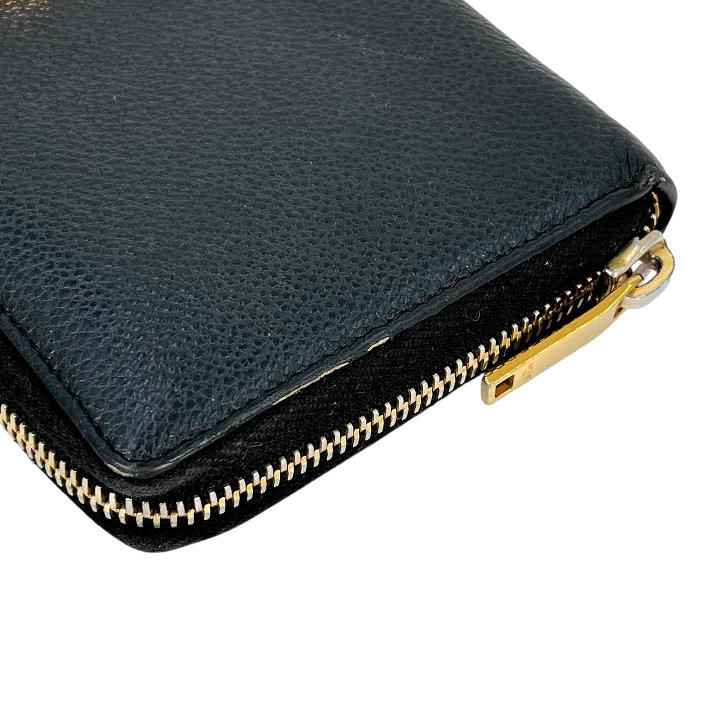 Saint Laurent YSL logo leather Round zip wallet