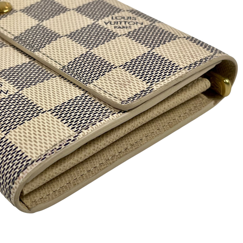 Louis Vuitton Damier Portefeille Sarah Long Wallet - White