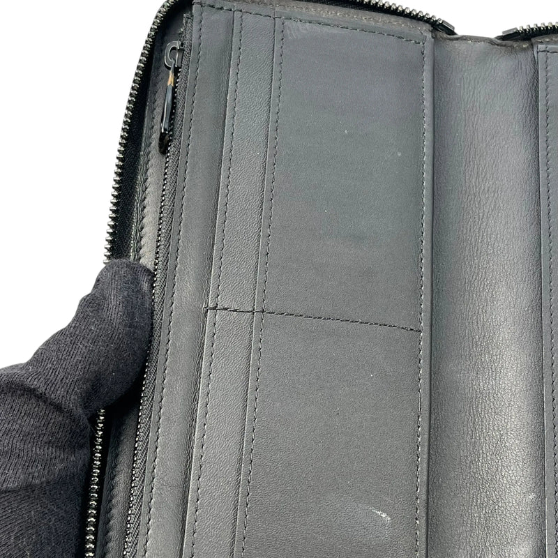 Louis Vuitton Vertical Monogram Taurillon Zippy Long Wallet - Black 