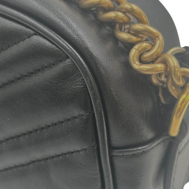 GUCCI GG Marmont Leather Shoulder Bag - Black