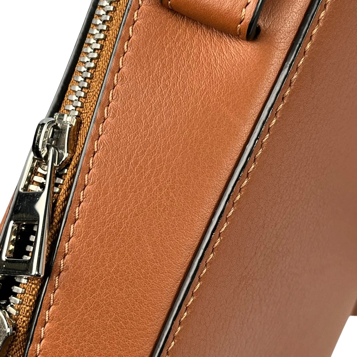 LOEWE Box Shoulder Bag Calfskin - Brown