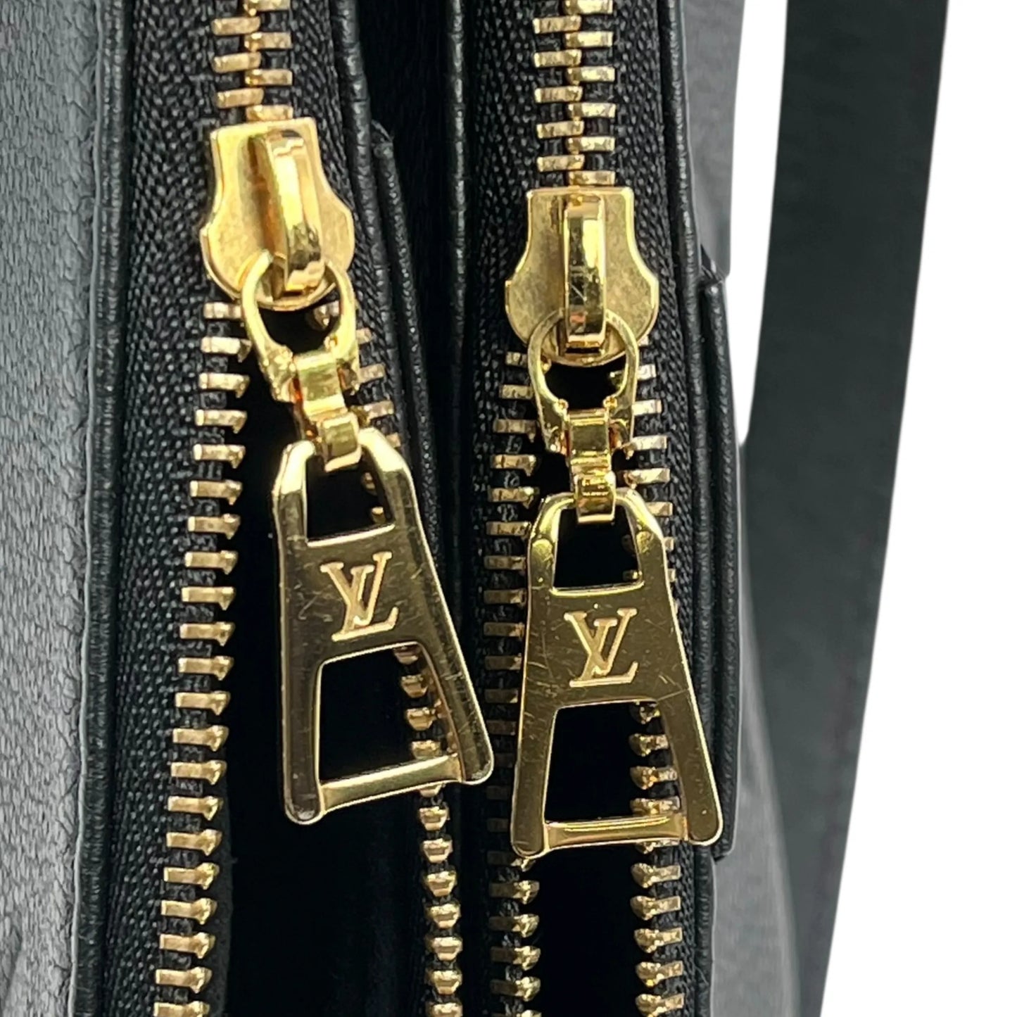 Louis Vuitton Monogram Empreinte Multi Pochette Hand Bag - Black