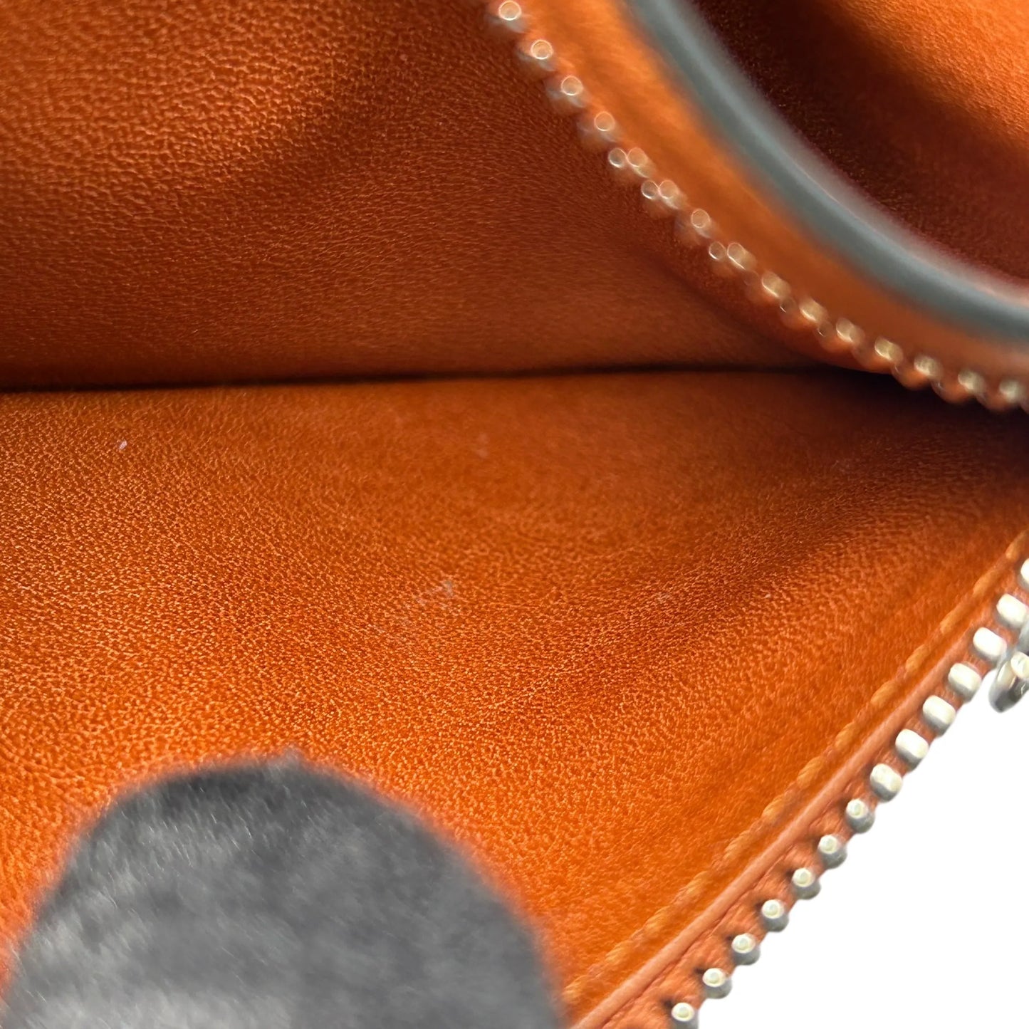 Loewe Vertical Small Wallet Calfskin Compact Wallet - Navy 