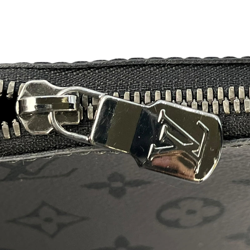 Louis Vuitton Trio Messenger Monogram Eclipse Shoulder Bag - Black
